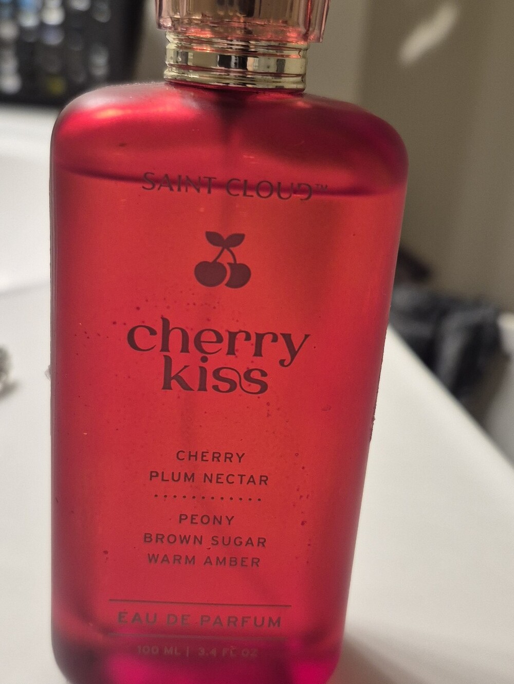 100 Ml Bottle Of Purfume
